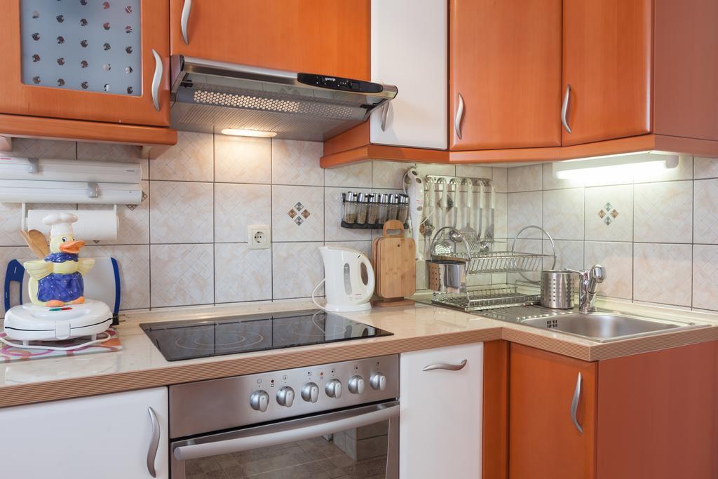 Apartments Kalalarga Deluxe Makarska Bilik gambar